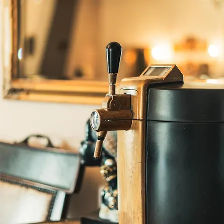 Black Velvet Villa *