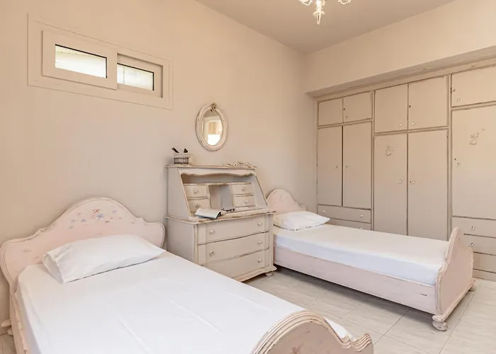 Black Velvet * Agkidia