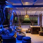 Black Velvet Вилла