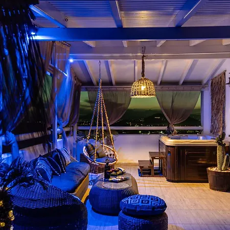 Black Velvet Villa
