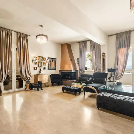 Black Velvet Villa