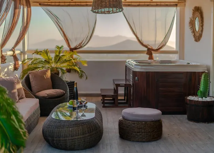 Black Velvet * Agkidia